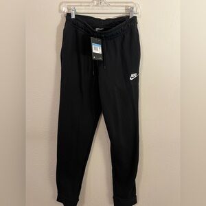 Nike standard fit jogger